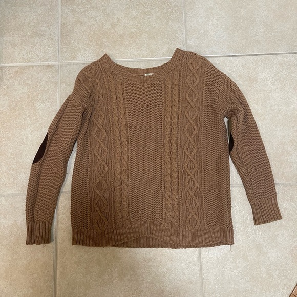 Urban Outfitters Sweaters - Urban Outfitters Knit Sweater